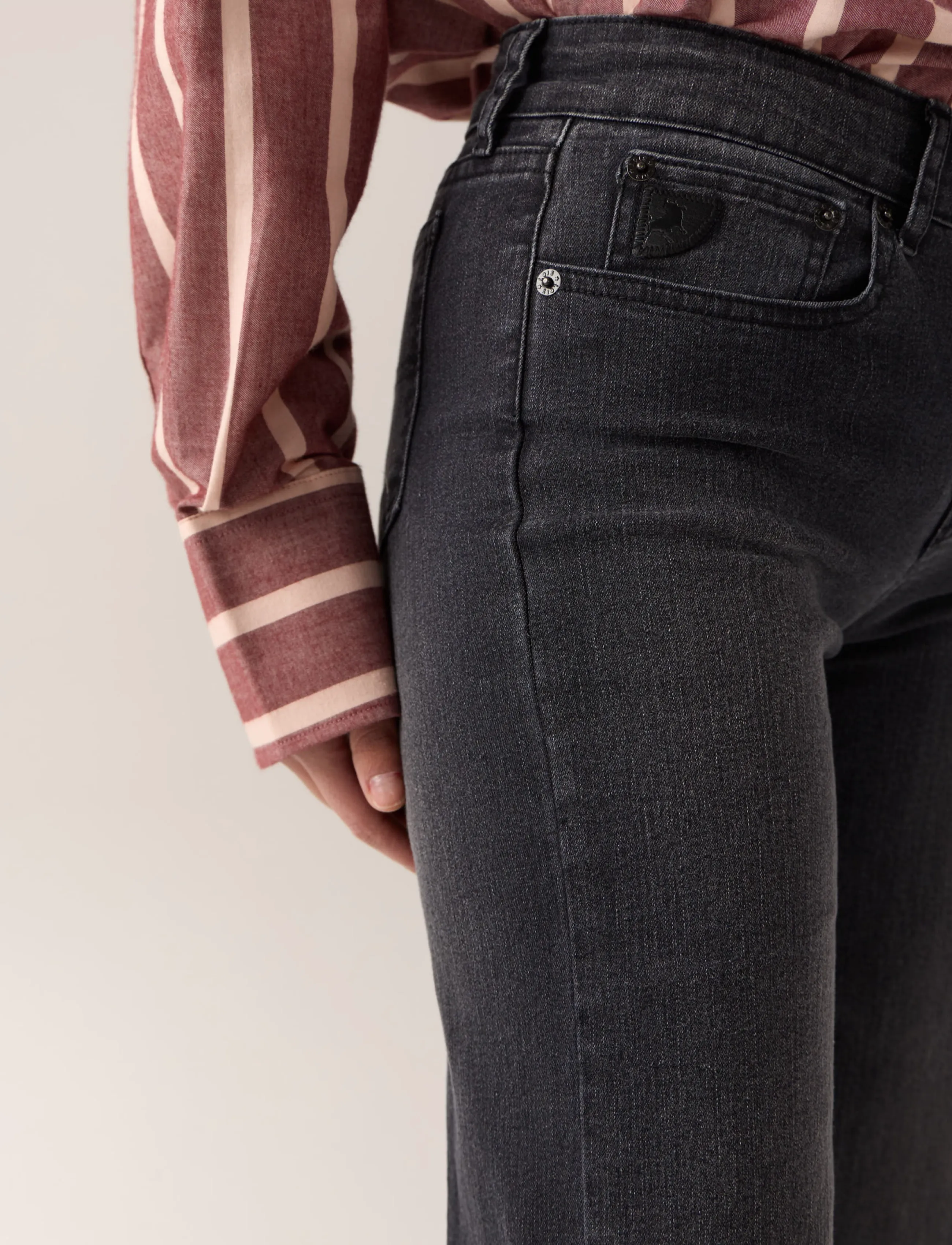 Lois Jeans Lorna - Laia säärega teksad - 8068 DONATELLA RAVEN / grey