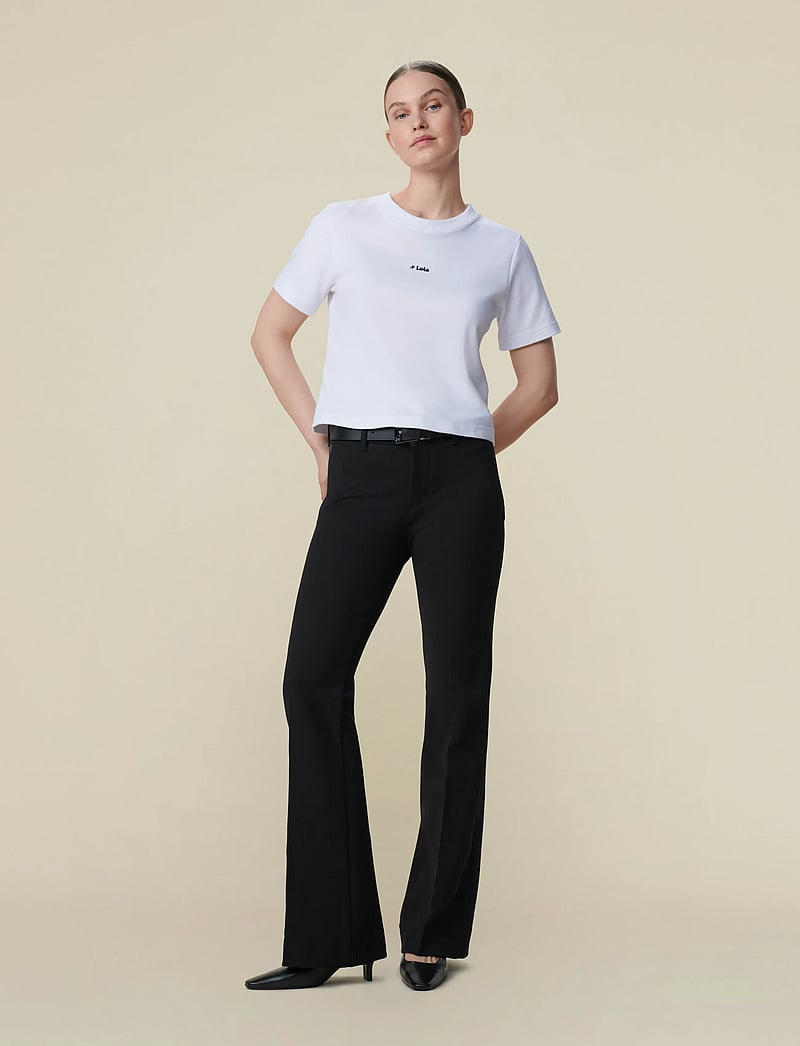 Lois Jeans - Cherry Tee - t-shirts - 7422 lois center - 01 white - black logo - 0