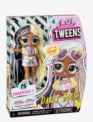 L.O.L - L.O.L. Tweens S4 Doll- Darcy Blush - dukker - multi coloured - 5
