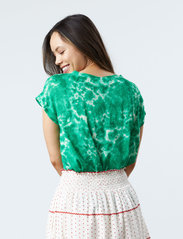 Lollys Laundry - Krystal Top - blouses korte mouwen - green - 3