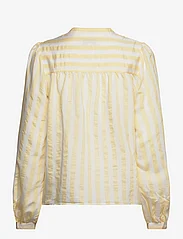 Lollys Laundry - Elif Shirt - long-sleeved shirts - 93 light yellow - 1