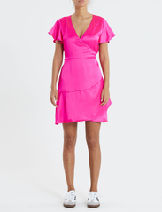 Lollys Laundry - Miranda Wrap around dress - festkläder till outletpriser - pink - 2