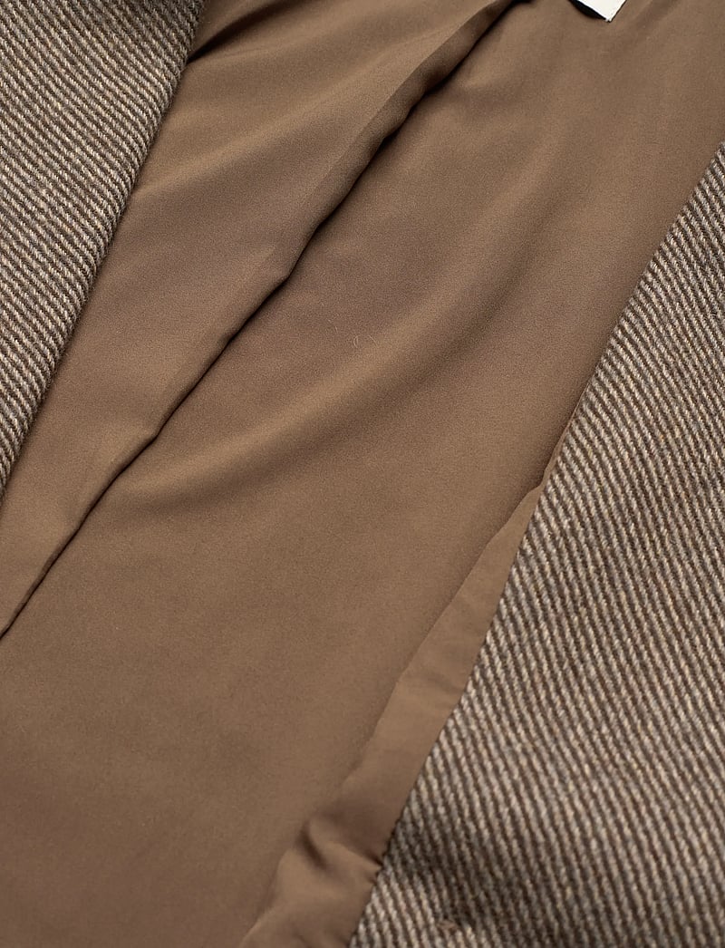 Lollys Laundry - AmiriLL Short Jacket LS - cropped-blazer - dark mokka - 3