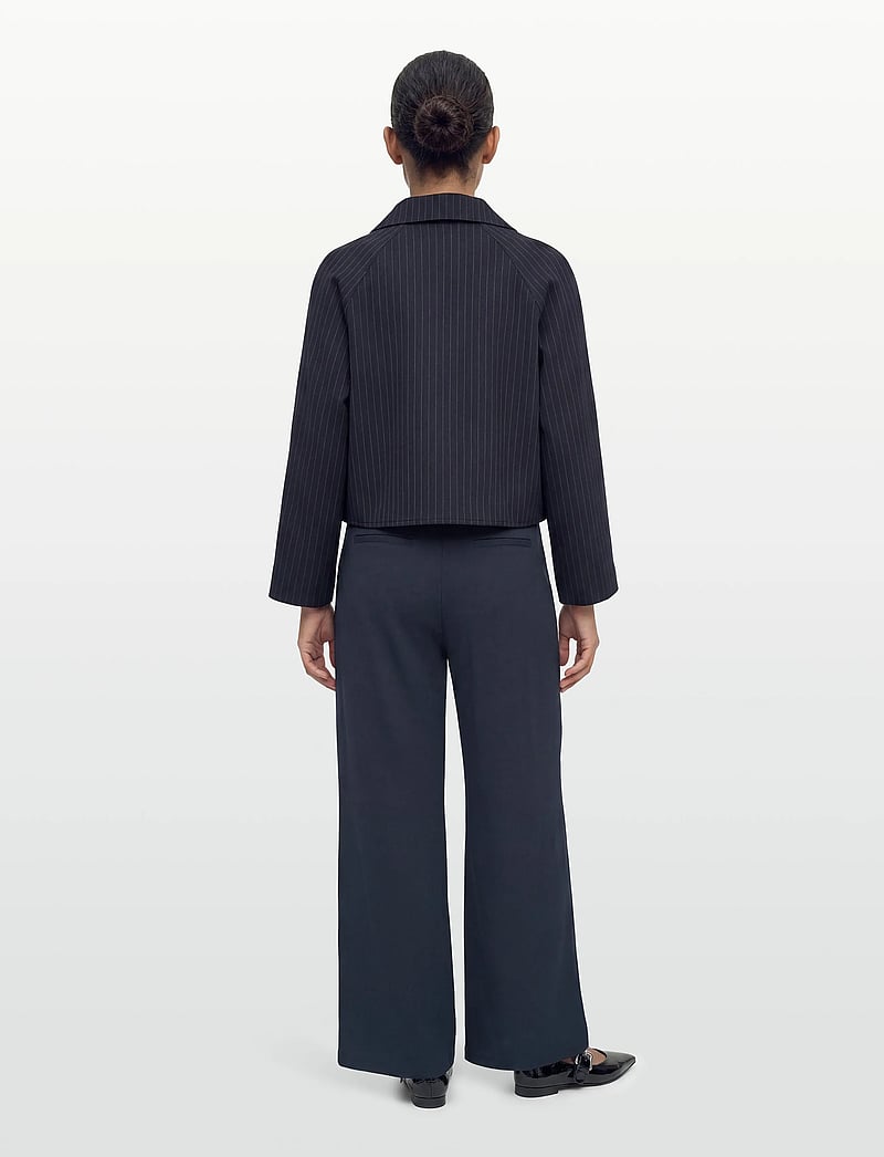 Lollys Laundry - AmiriLL Short Jacket LS - korte blazere - dark navy - 4
