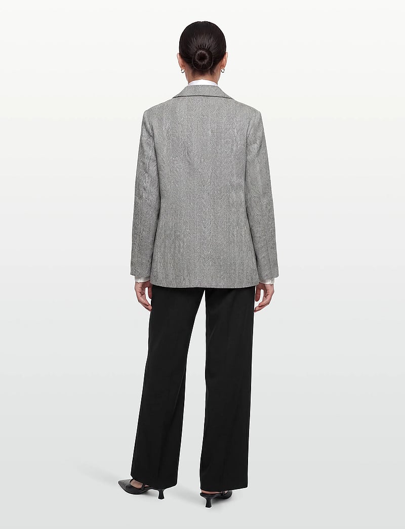 Lollys Laundry - FayLL Blazer LS OVS - enkeltradede blazere - black - 4