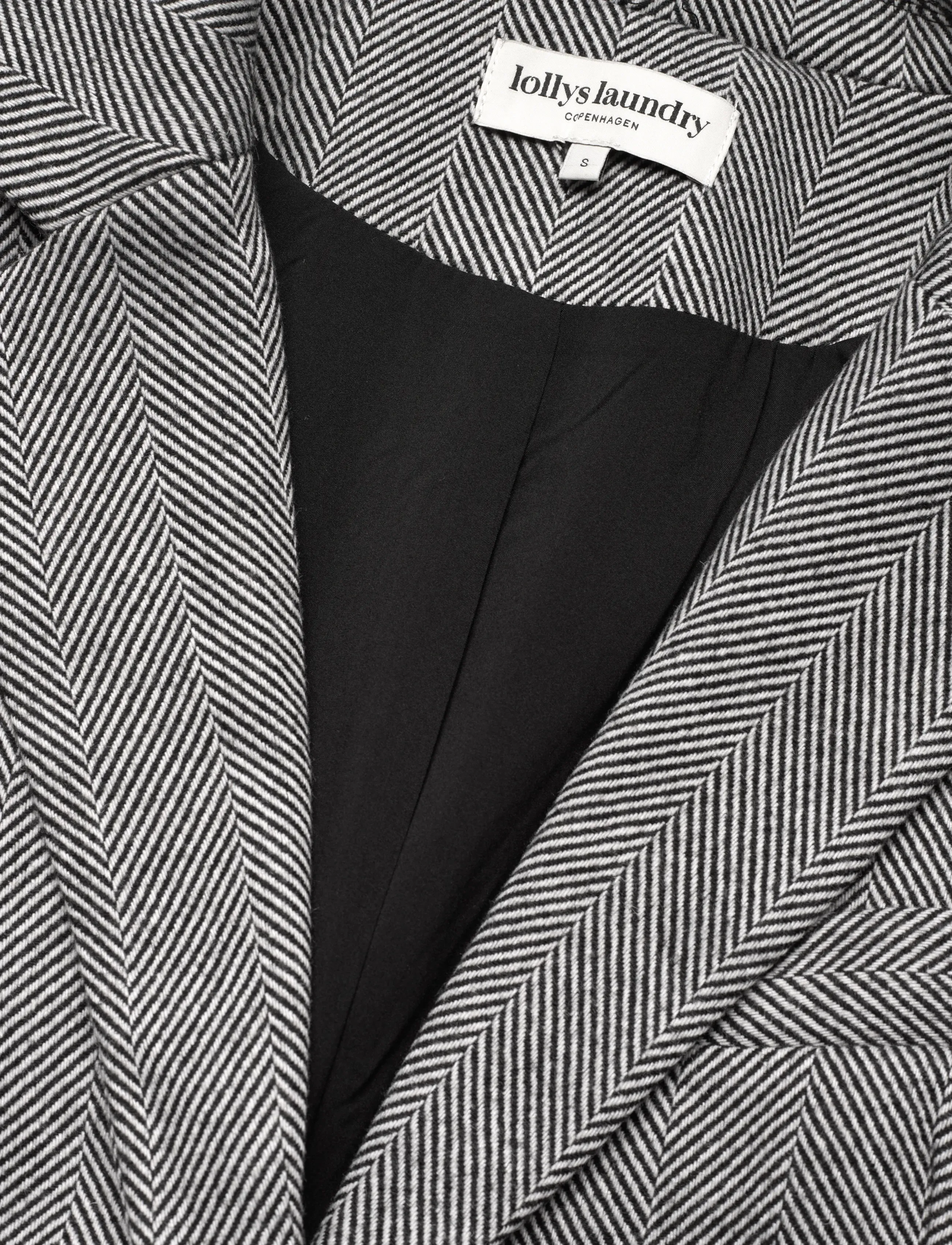 Lollys Laundry - FayLL Blazer LS OVS - Ühes joones nööpidega bleiserid - black - 5