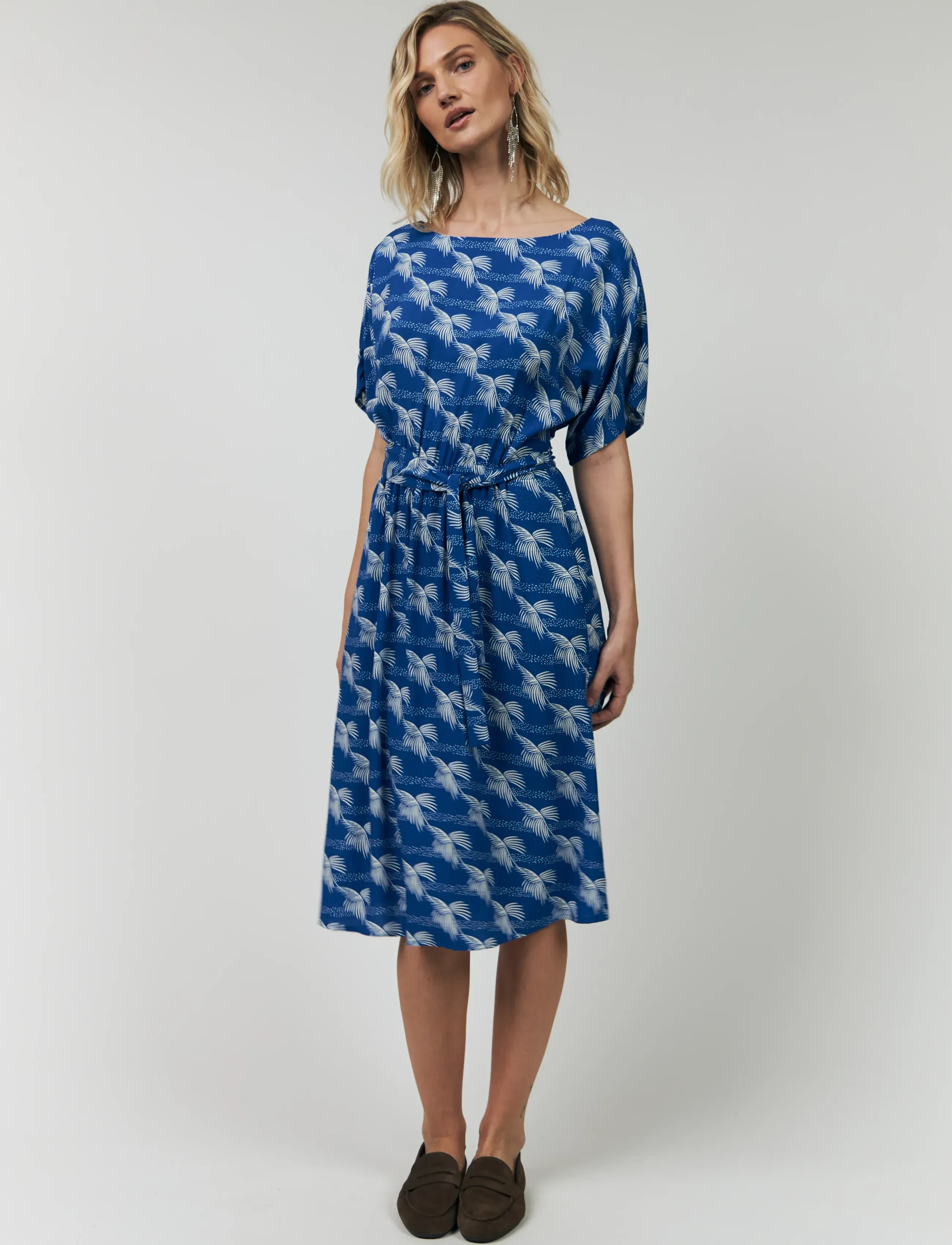 Lollys Laundry Elinall Midi Dress, Kvinder, Mønstret Midi Kjole Med Bindebånd, Blå, Str: XL