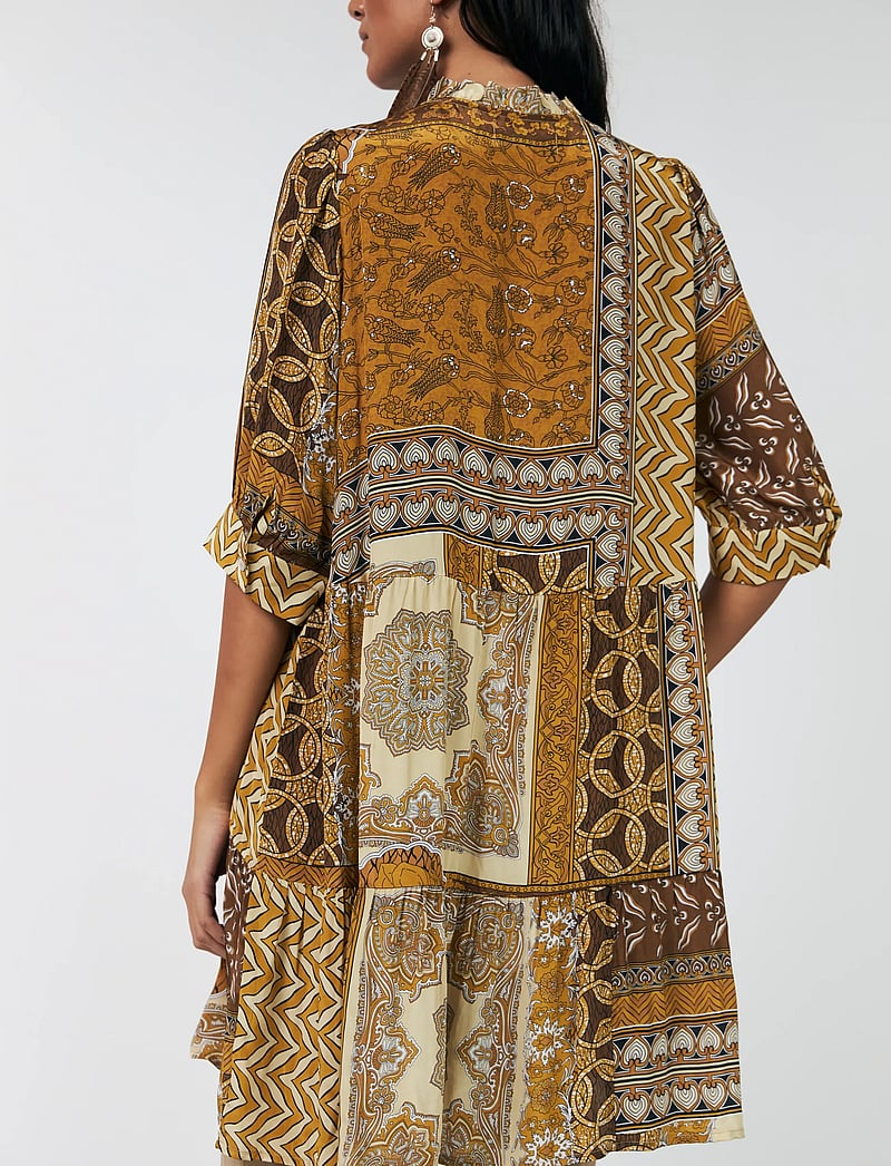 Lollys Laundry - SabineLL Short Dress - korta klänningar - graphic print - 3