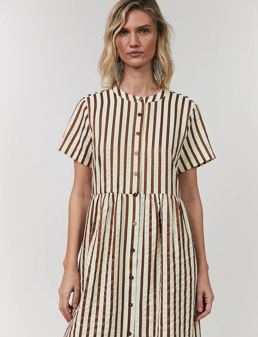 Lollys Laundry - AliyaLl Maxi Dress SS - särkkleidid - dark mokka - 4