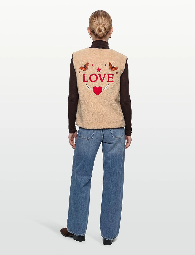 Lollys Laundry - JaceLL Love Vest SL - fleece- og teddyveste - beige - 4