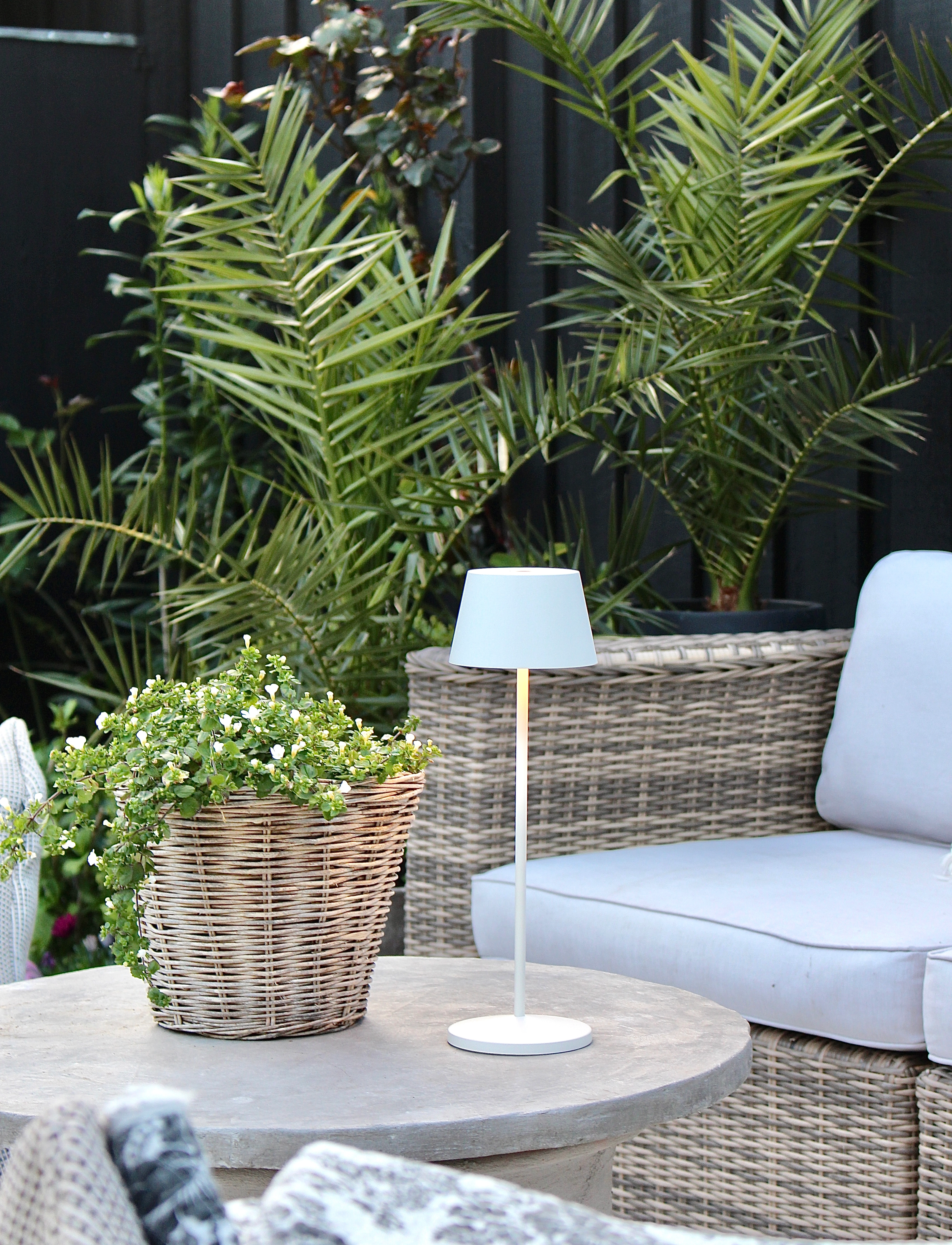 LOOM design - MODI TABLE - fönsterlampor - white - 3