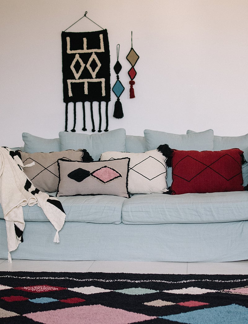 Lorena Canals - Knitted blanket Stripes Natural-Black - blankets - beige - 0