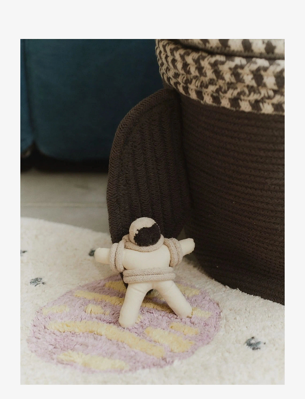 Lorena Canals - Basket Giant Rocket - hoiukorvid - natural, dark grey, plain blue - 2