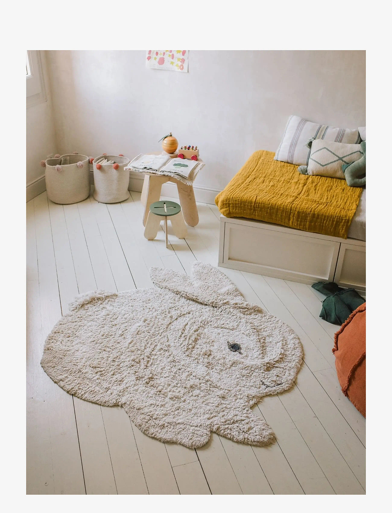 Lorena Canals - Washable Animal Rug Bunny - asymmetriska mattor - natural, ivory, nude, light brown - 1