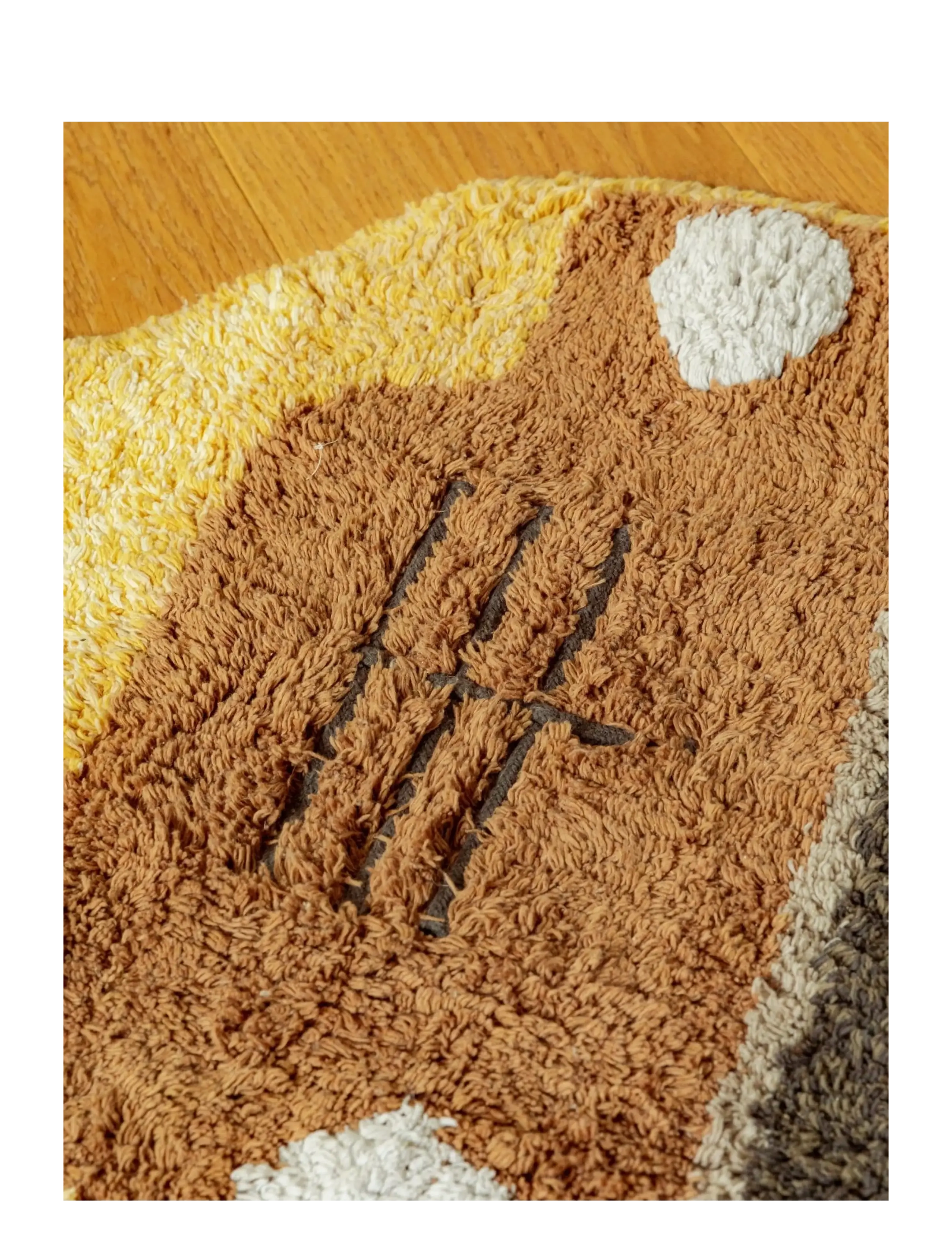 Lorena Canals - Washable Rug School Bus - asymmetric rugs - corn silk, light honey, dark honey, vanilla, honey, bright grey, pale blue, soil brown, dark grey, n - 5