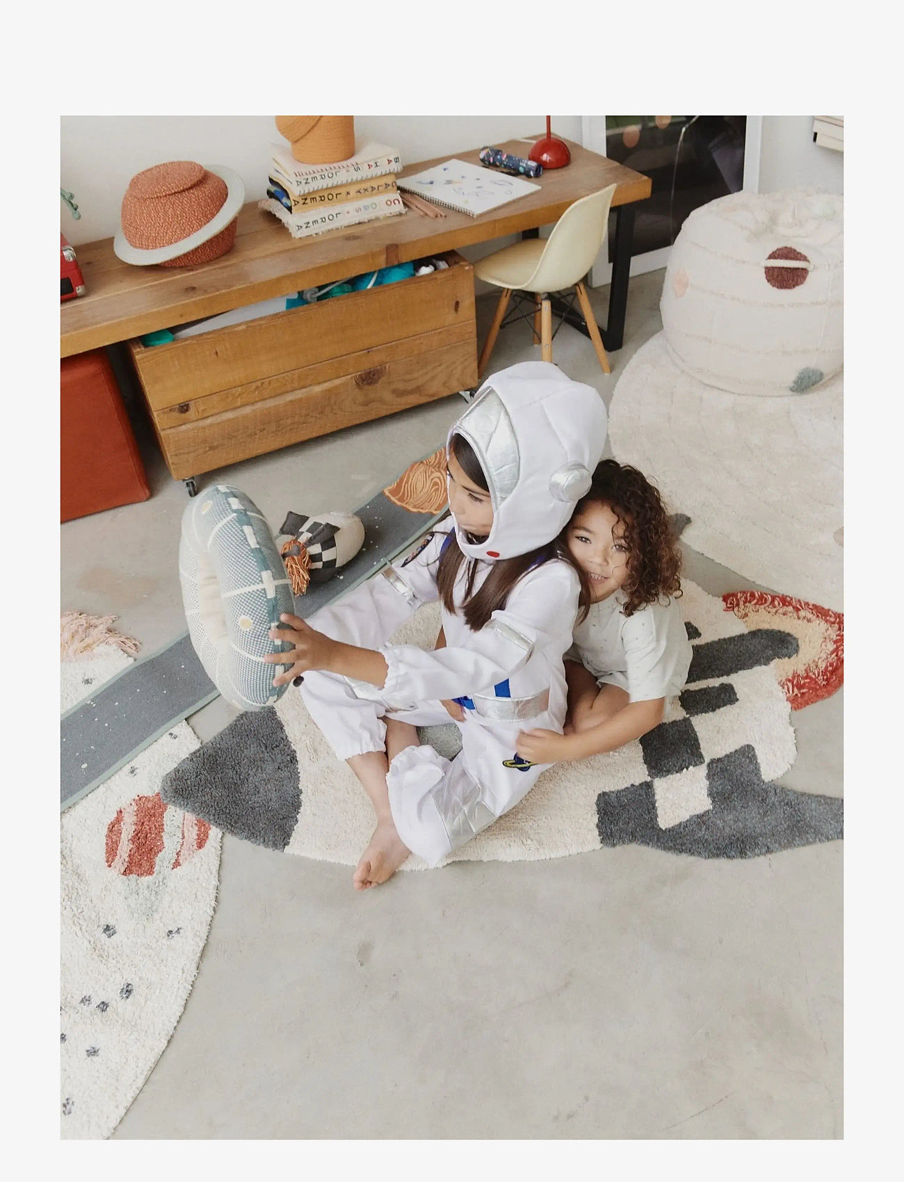 Lorena Canals - Washable Rug Rocket - asymmetrische teppiche - natural, dark grey, trazo green, blue sage, light honey, new terracota, red - 4