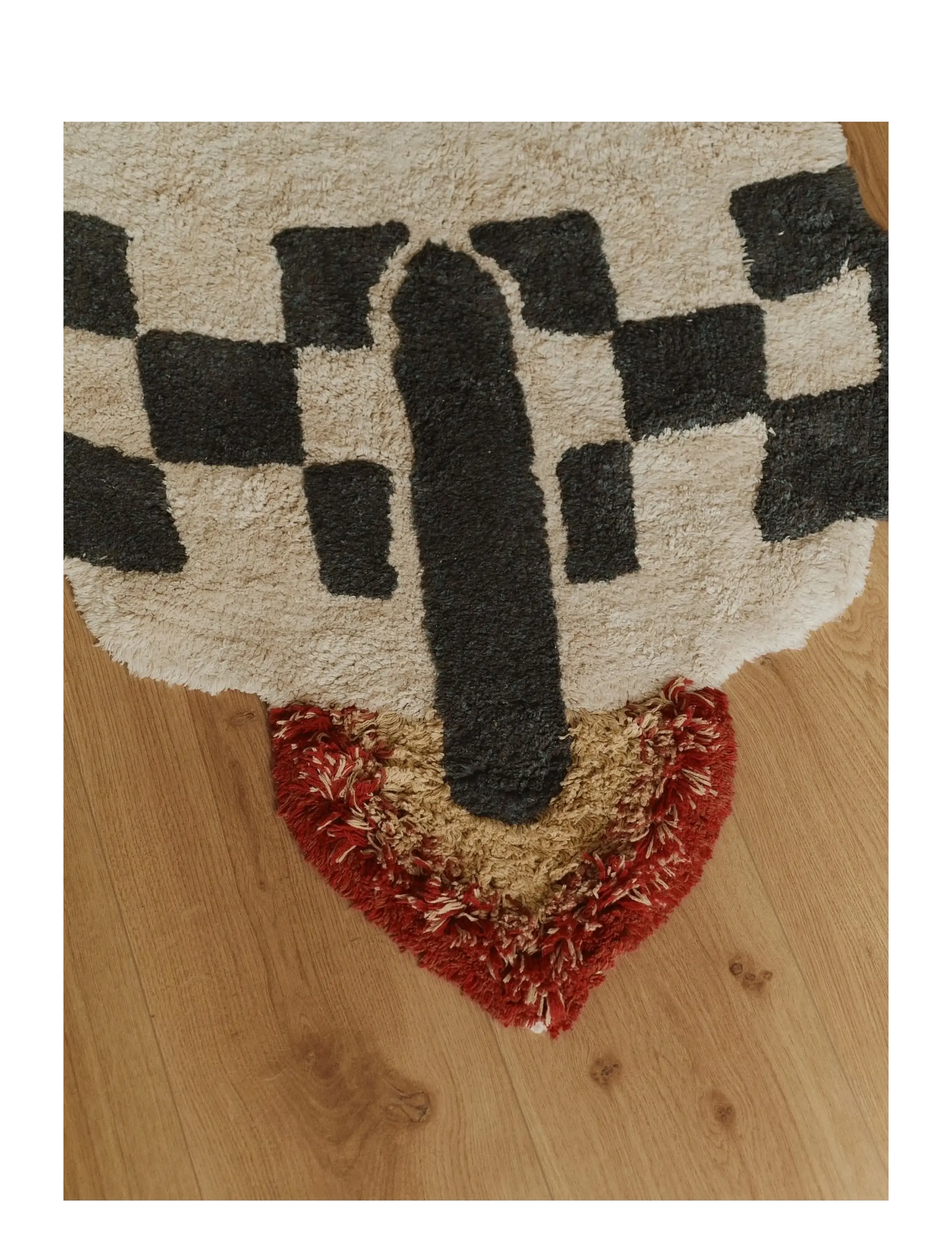 Lorena Canals - Washable Rug Rocket - asymmetriske tepper - natural, dark grey, trazo green, blue sage, light honey, new terracota, red - 5