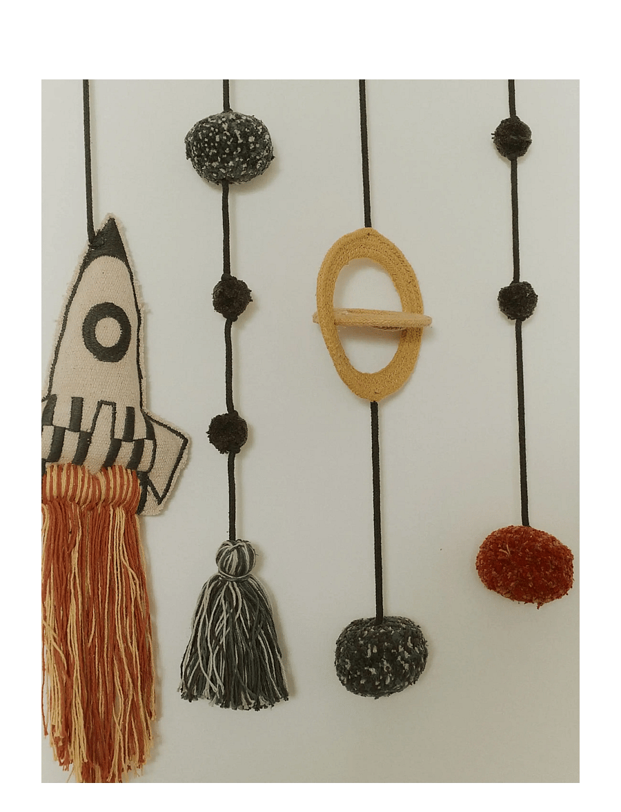 Lorena Canals - Wall Hanger Cosmos - väggdekor - dark grey, blue sage, chestnut, red, trazo green, natural, honey - 2