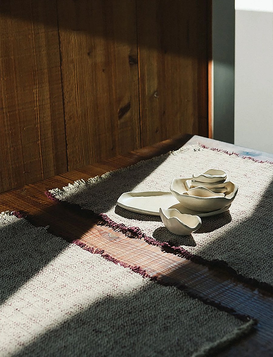 Lorena Canals - Handloom Placemats Natural and Marsala (Set of 2) - taldrikualused - natural and marsala - 0