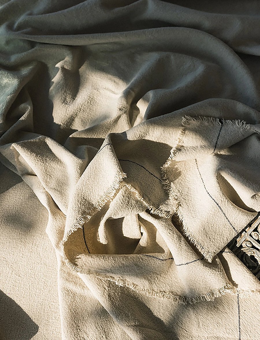 Lorena Canals - Handloom Table Cloth Greige - tischdecken & tischläufer - coffee bean, natural, recycled - 3