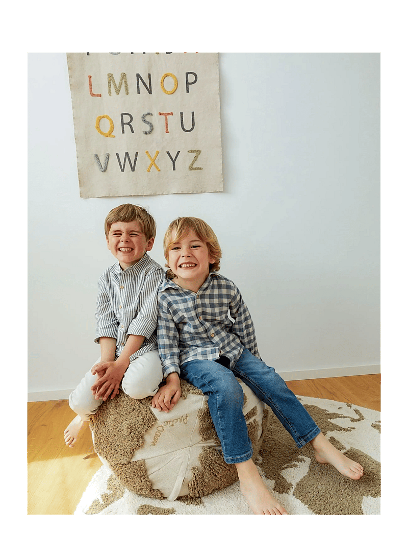 Lorena Canals - Pouf World Map Rugcycled - poufs - rugcycled, natural - 4