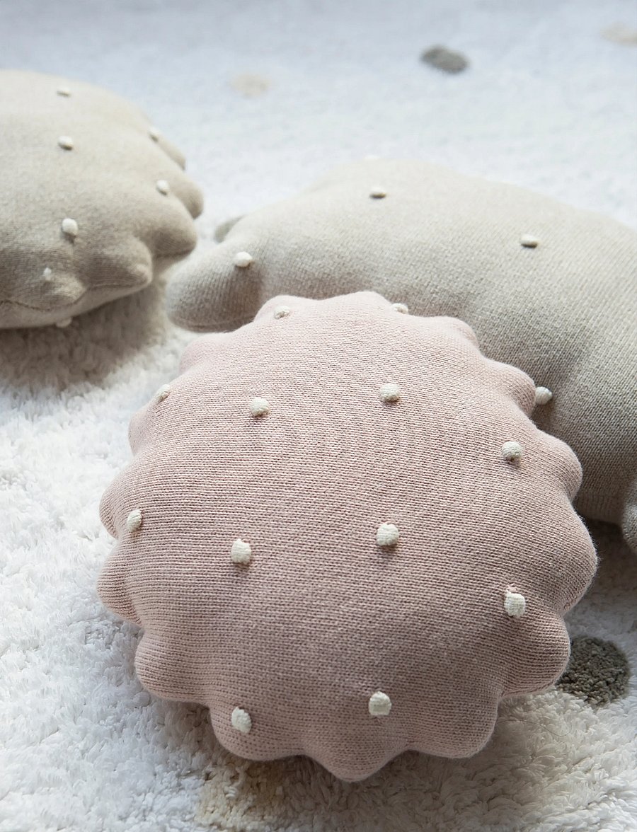Lorena Canals - Knitted Cushion Round Biscuit Pink - coussins décoratifs - pink pearl, ivory - 0
