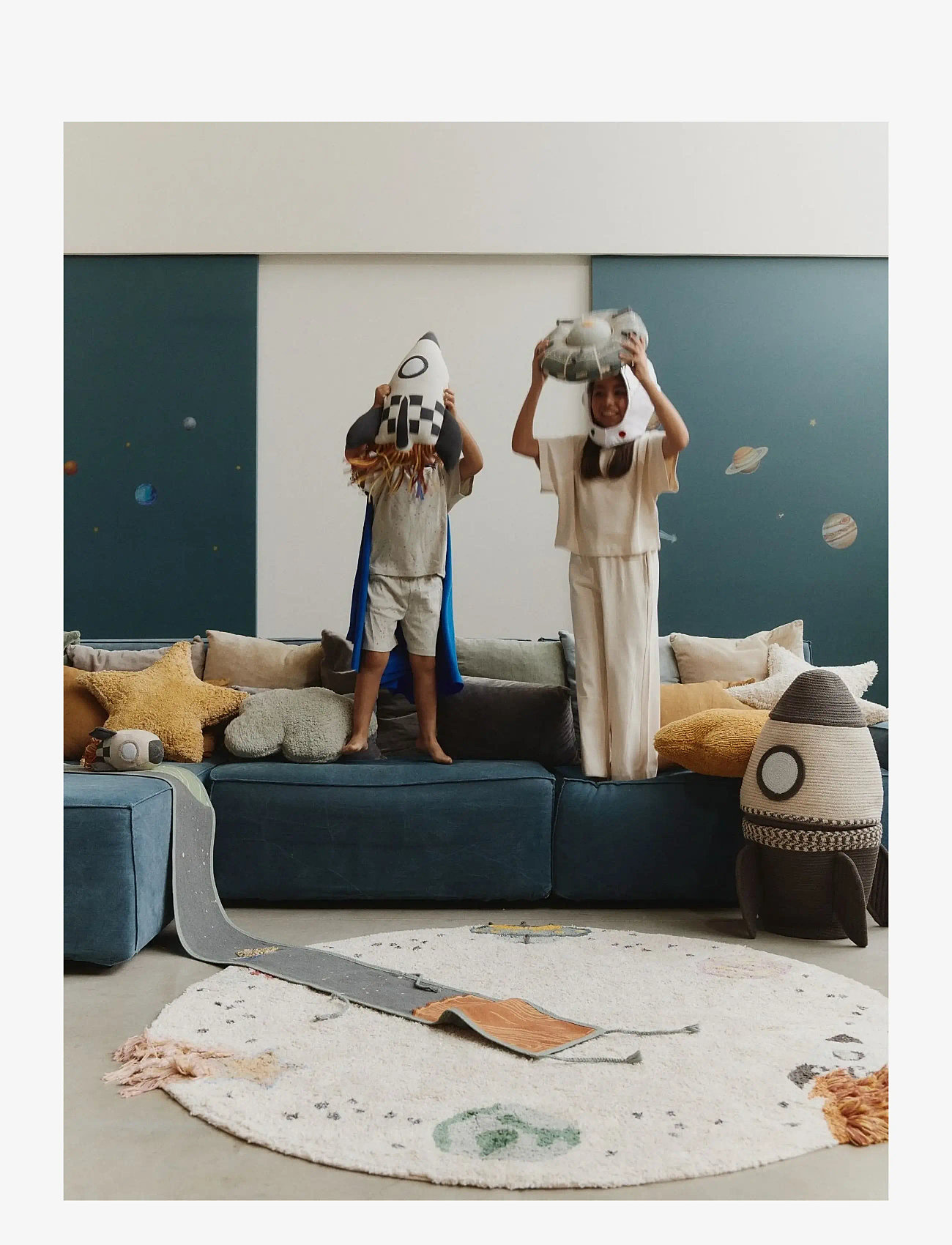 Lorena Canals - Knitted Cushion ROCKET - dekorative kissen - natural, charcoal, sky blue mel - 3