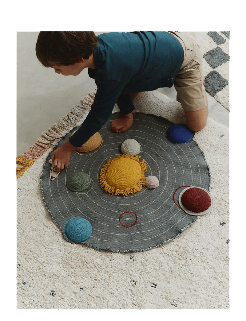Lorena Canals - Solar System Toy Set - pyöreät matot - mustard, honey, burgundy, petroliem, electric blue, medium green, mint, red, mmalwa - 1