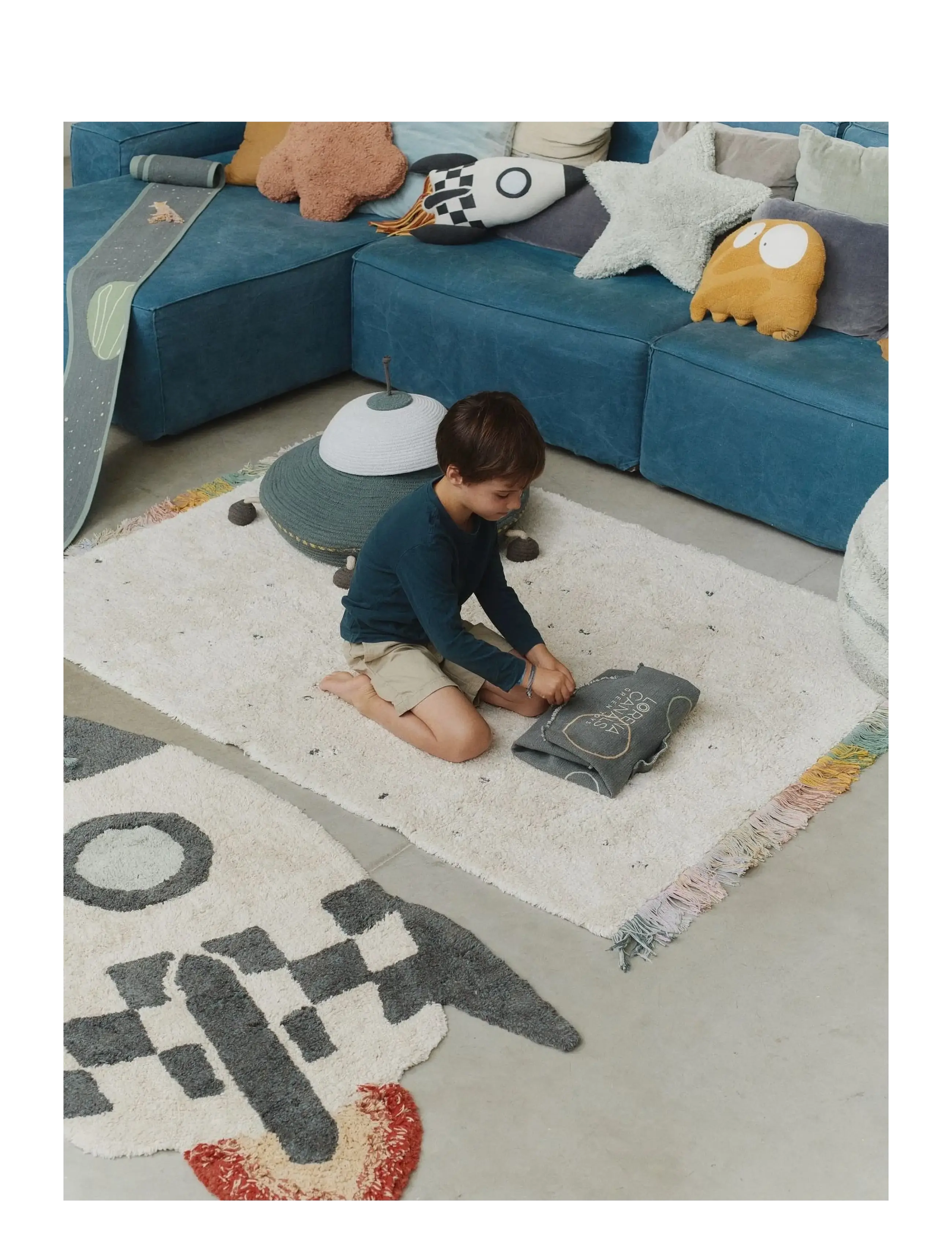 Lorena Canals - Solar System Toy Set - round rugs - mustard, honey, burgundy, petroliem, electric blue, medium green, mint, red, mmalwa - 3