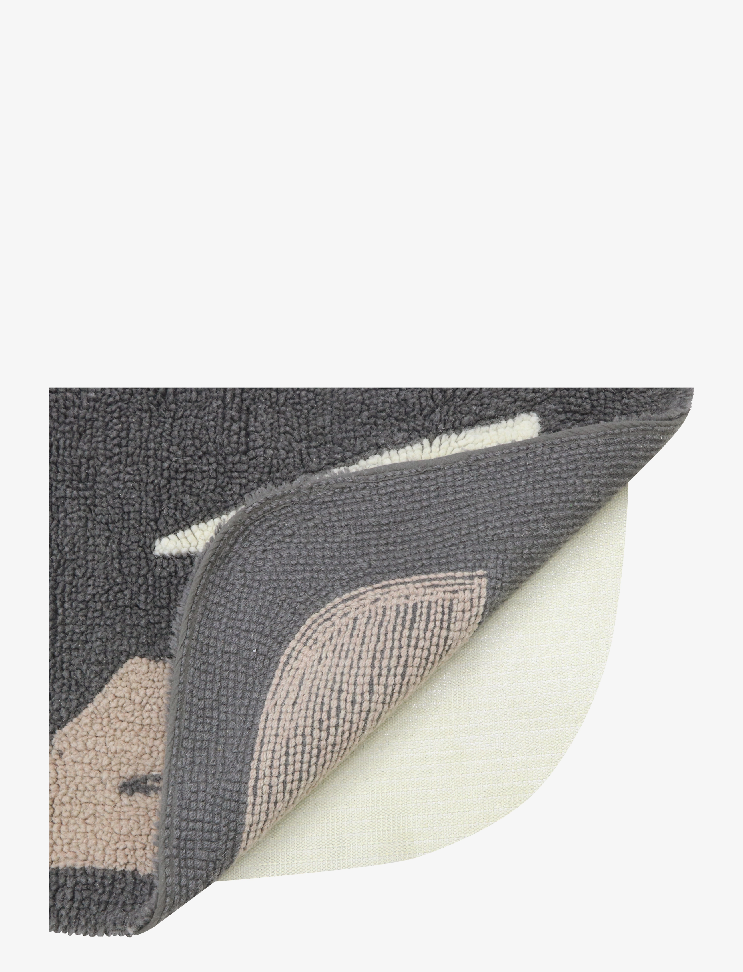 Lorena Canals - Woolable rug BatBoy - matot - charcoal, misty rose, natural - 1