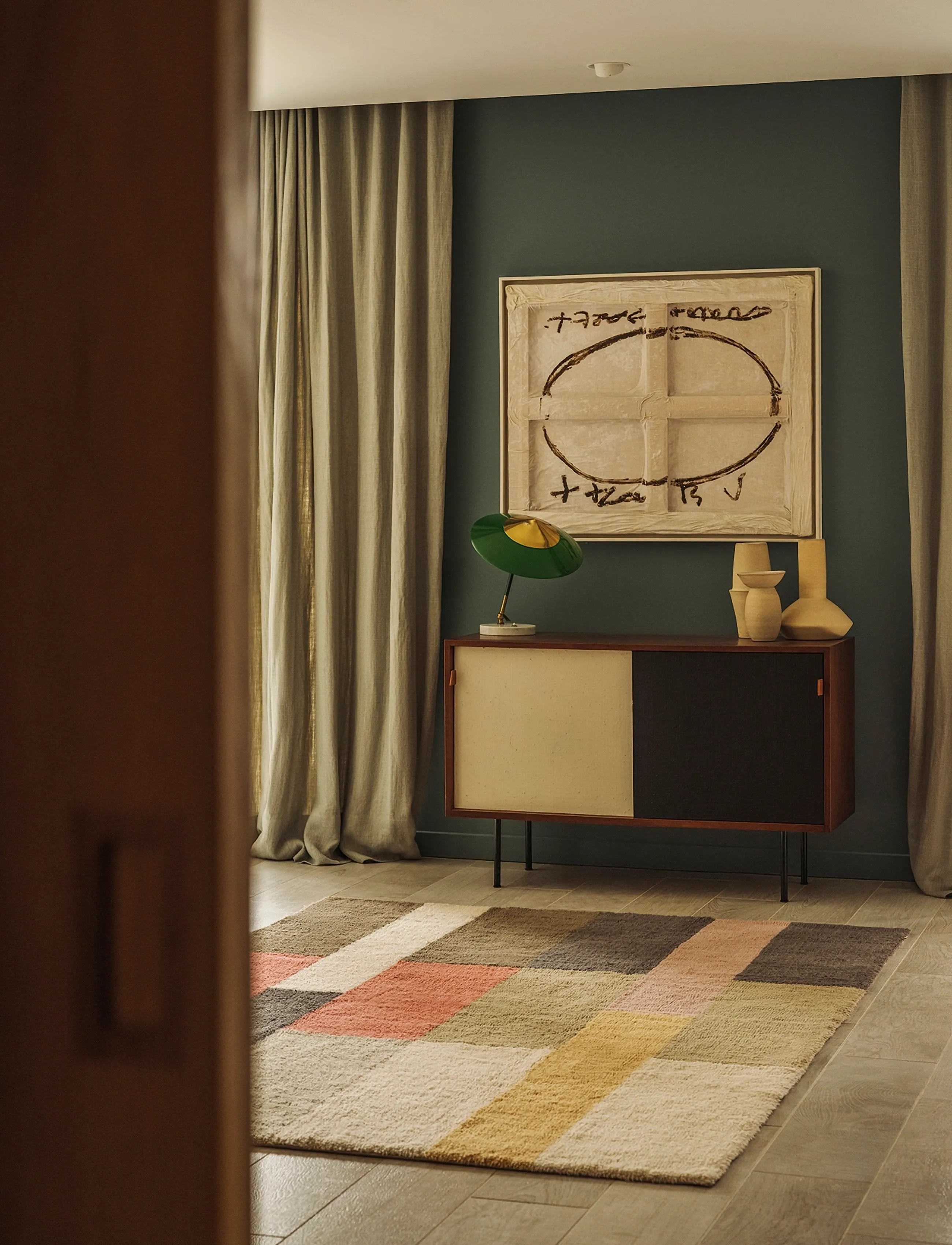 Lorena Canals - Wool Area Rug Chroma Palette - wollteppiche - natural canvas, almond frost, sea shell, charcoal, dusty pink, basil, moss, spiced coral, caramel - 5