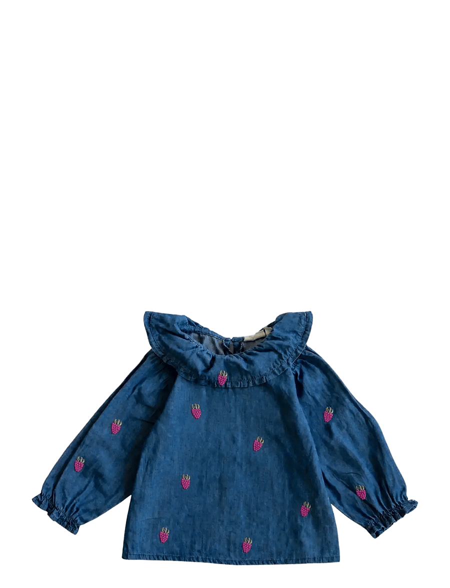 LouieLouie - Elinor ruffle blouse - Denim - blusar & tunikor - small raspberries emb - 0