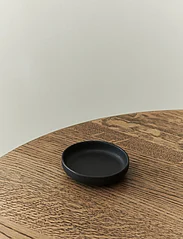 LOUISE ROE - Ceramic PISU #09 Plate  (2 pcs) - laveste priser - ink black - 2