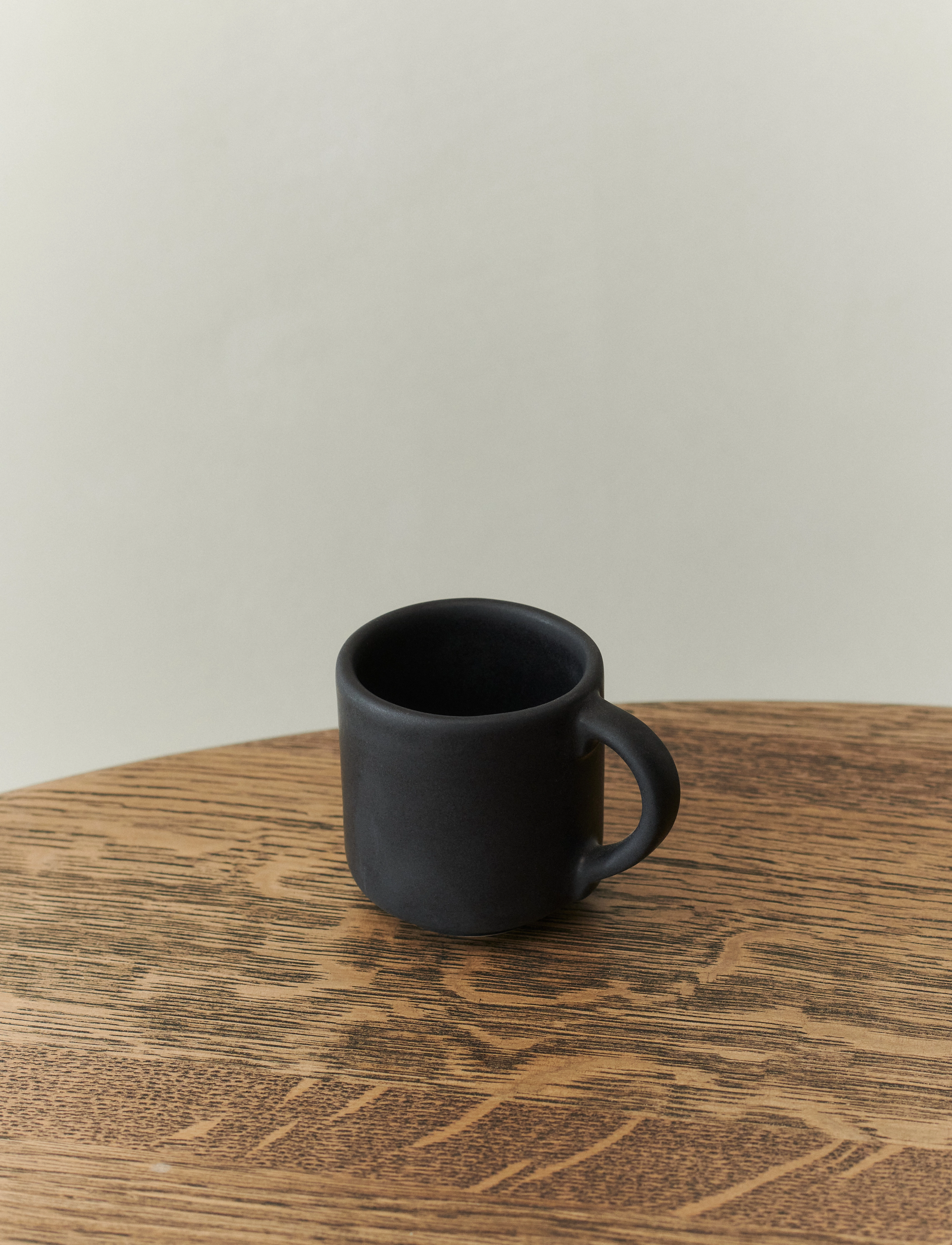 LOUISE ROE Ceramic PISU #17 Espresso Cup - Tableware - INK BLACK / black
