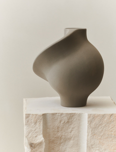Ceramic Pirout Vase #01, LOUISE ROE