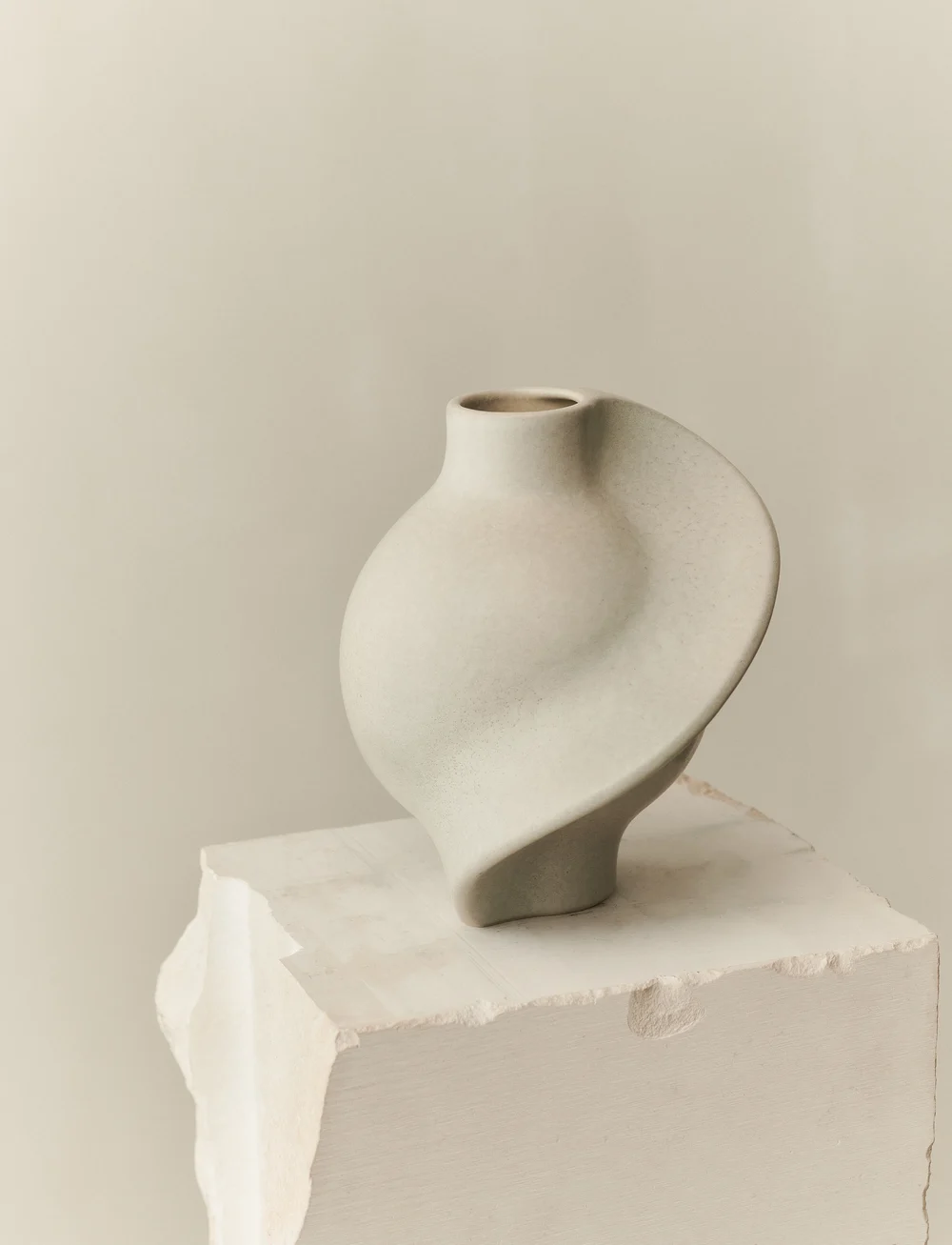 LOUISE ROE - Pirout Vase 01 Vintage Glaze - vases - vintage glaze - 2