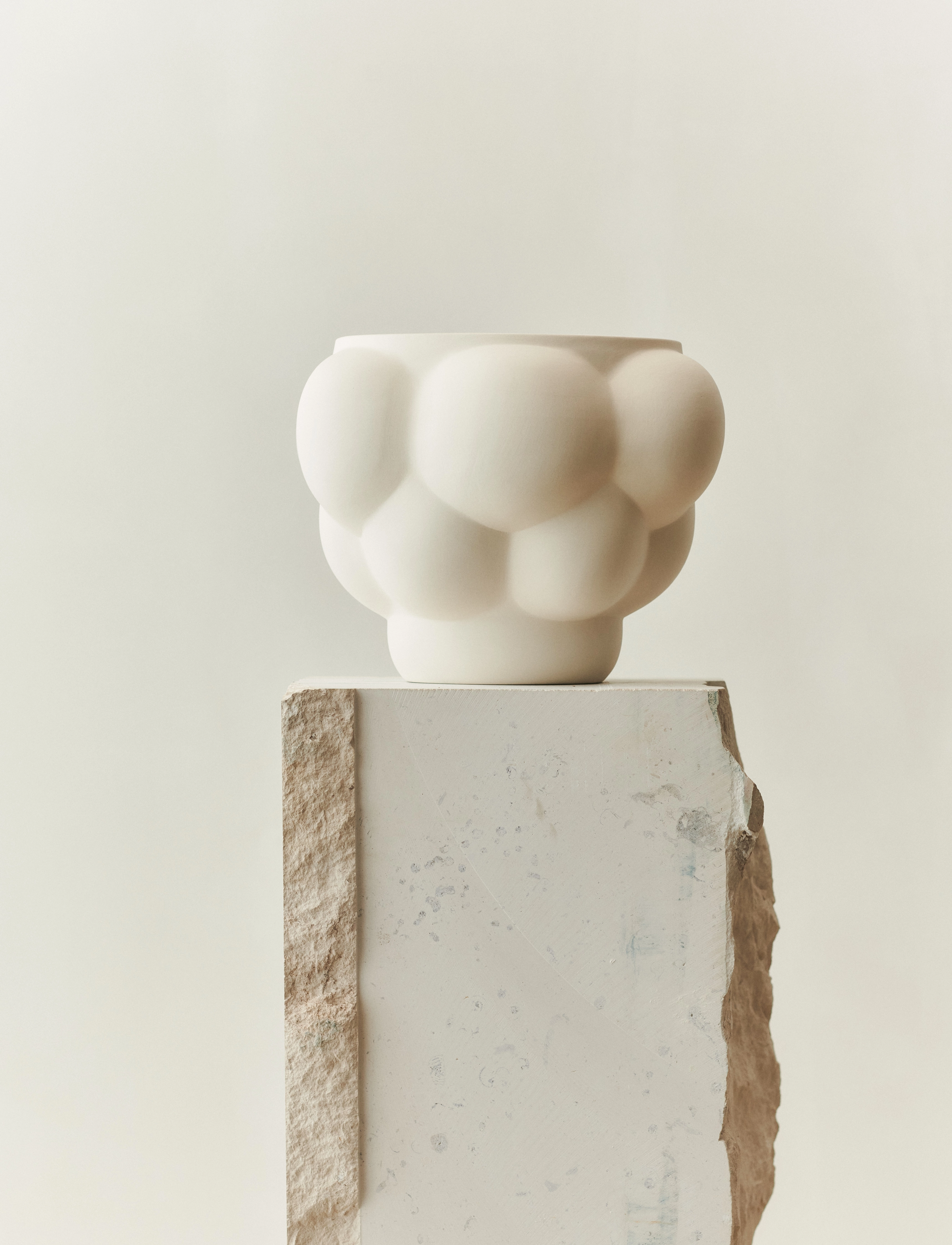 LOUISE ROE Ceramic Balloon Bowl #06 - LOUISE ROE - RAW WHITE / white