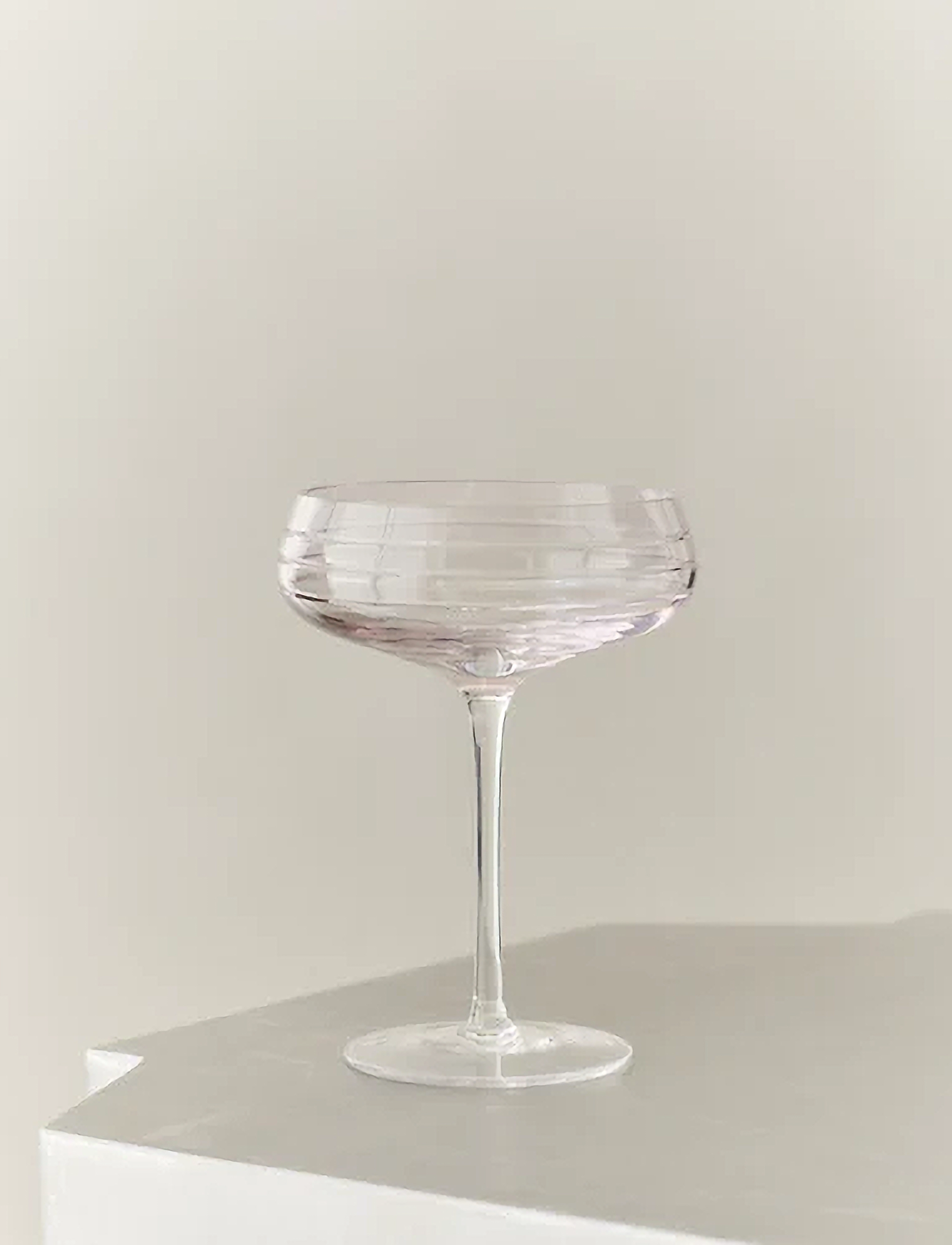 LOUISE ROE Champagne Coupe Triple Cut, H15.5 cm, Glass, Rosa - Homeware