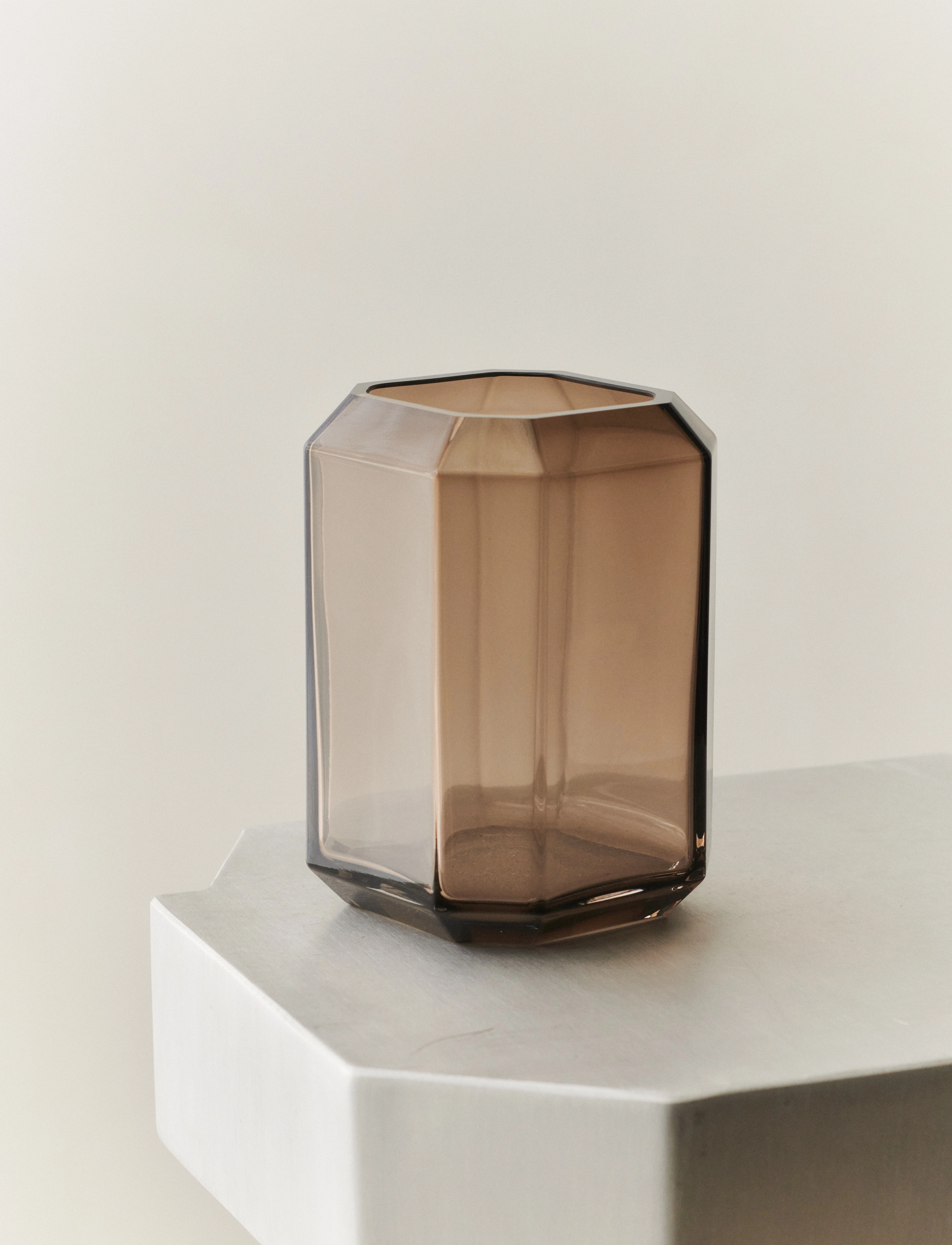 LOUISE ROE Jewel Vase Medium, H20 cm, Brown, Vaser > Store Vaser, Unisex