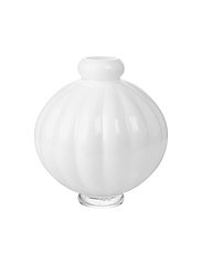 Louise Roe - Balloon Vase #01 - syntymäpäivälahjat - opal white - 1