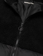Love Copenhagen - LCBeary Short Jacket - winter jackets - pitch black - 2