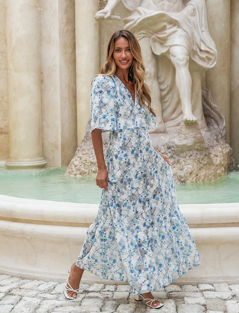 Love Lolina Celina Maxi Dress (LLAD3301) - Maxi dresses - Boozt.com Love Lolina Celina Maxi Dress (LLAD3301) - Maxi dresses - Boozt.com