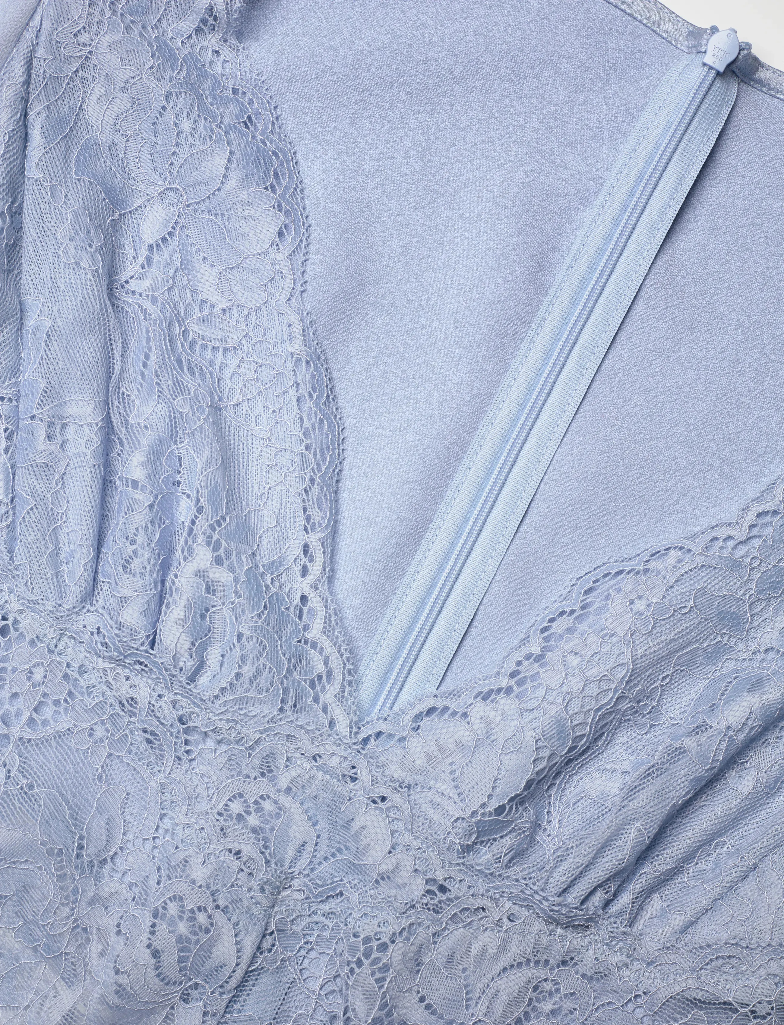 Love Lolina - Francis Lace Midi Dress - abendkleider - light blue - 5