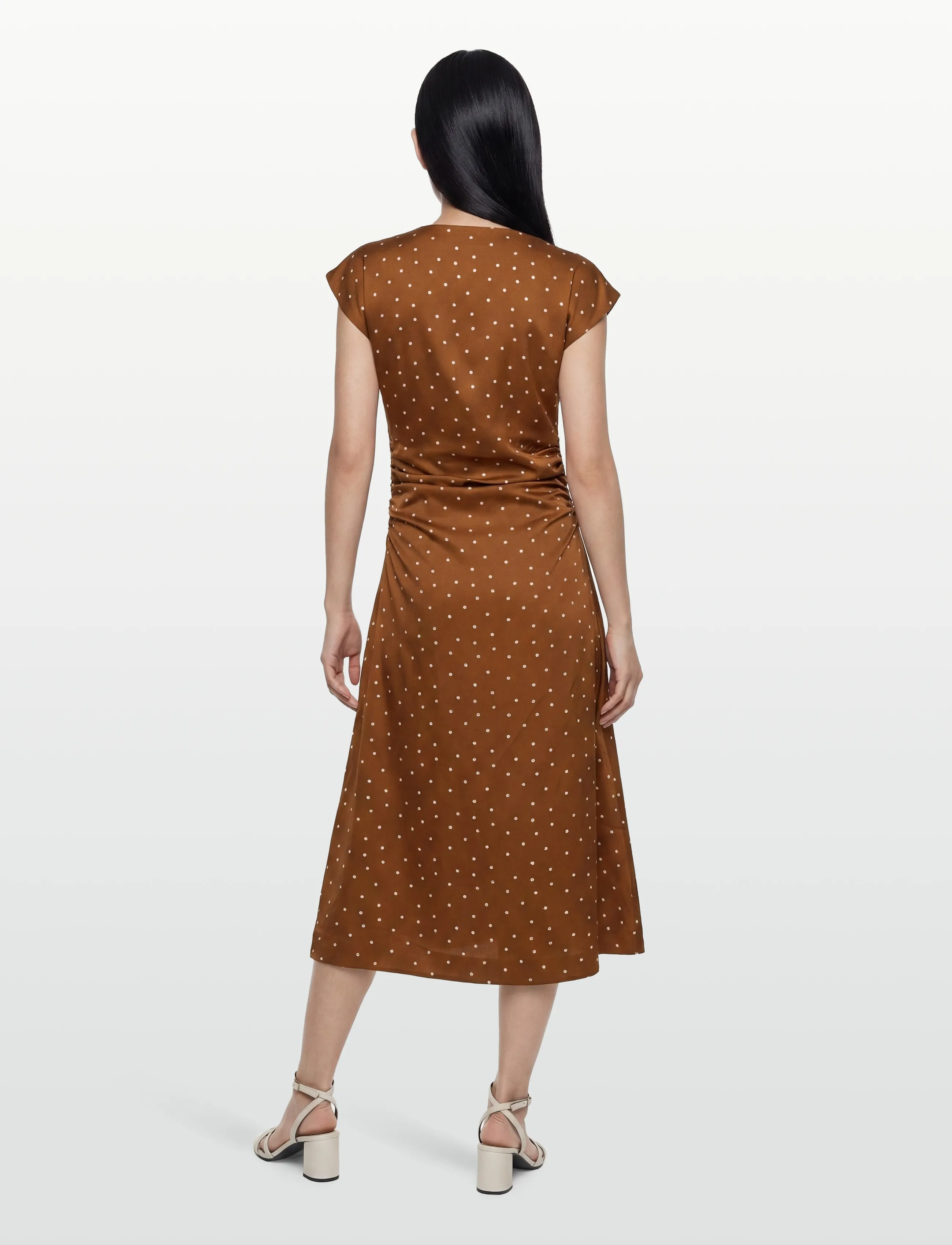 Lovechild 1979 - Noor Dress - midi kjoler - 793 dot print caramel - 4