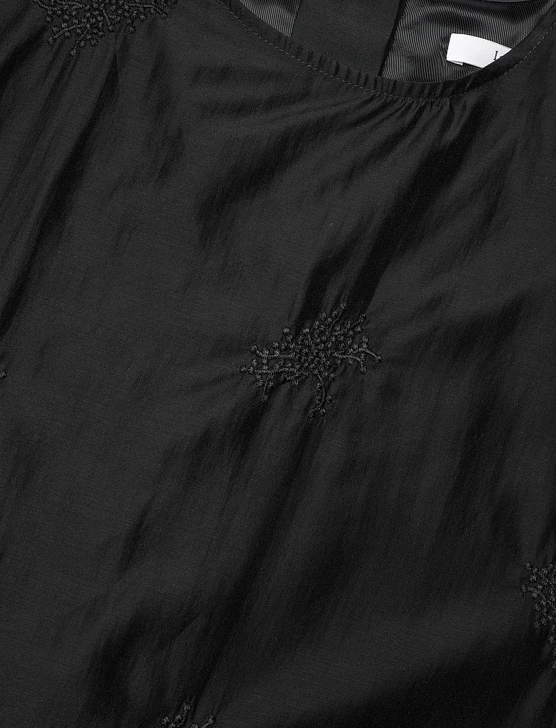 Lovechild 1979 - Jianna Blouse - kortærmede bluser - 999 black - 5
