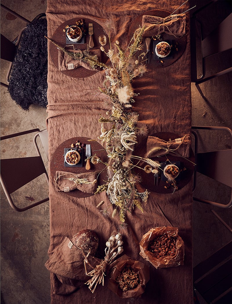 Lovely Linen - LOVELY TABLECLOTH - køb efter pris - almond - 1