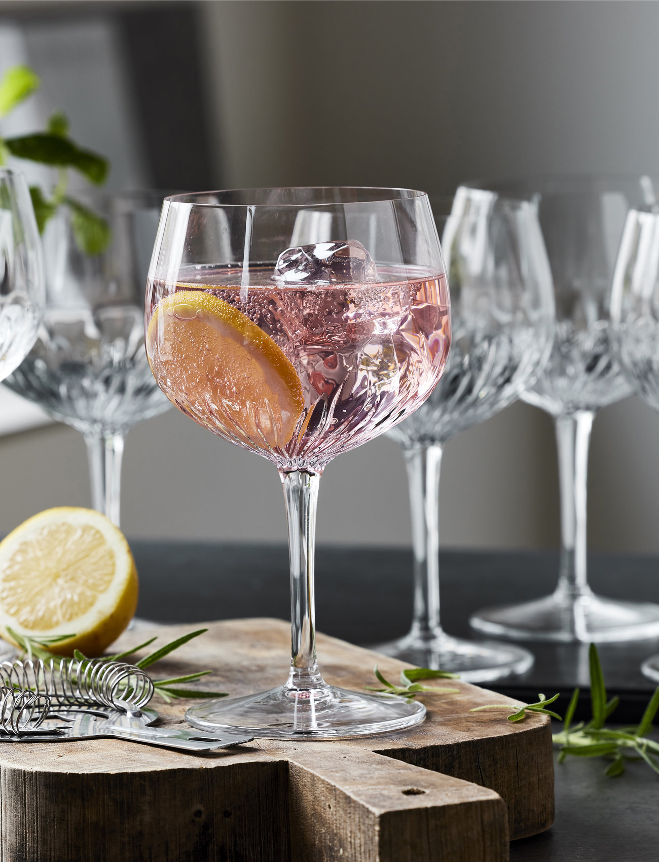 Luigi Bormioli - Spanish Gin & Tonic-Glass Mixology - cocktail & martini glazen - clear - 1