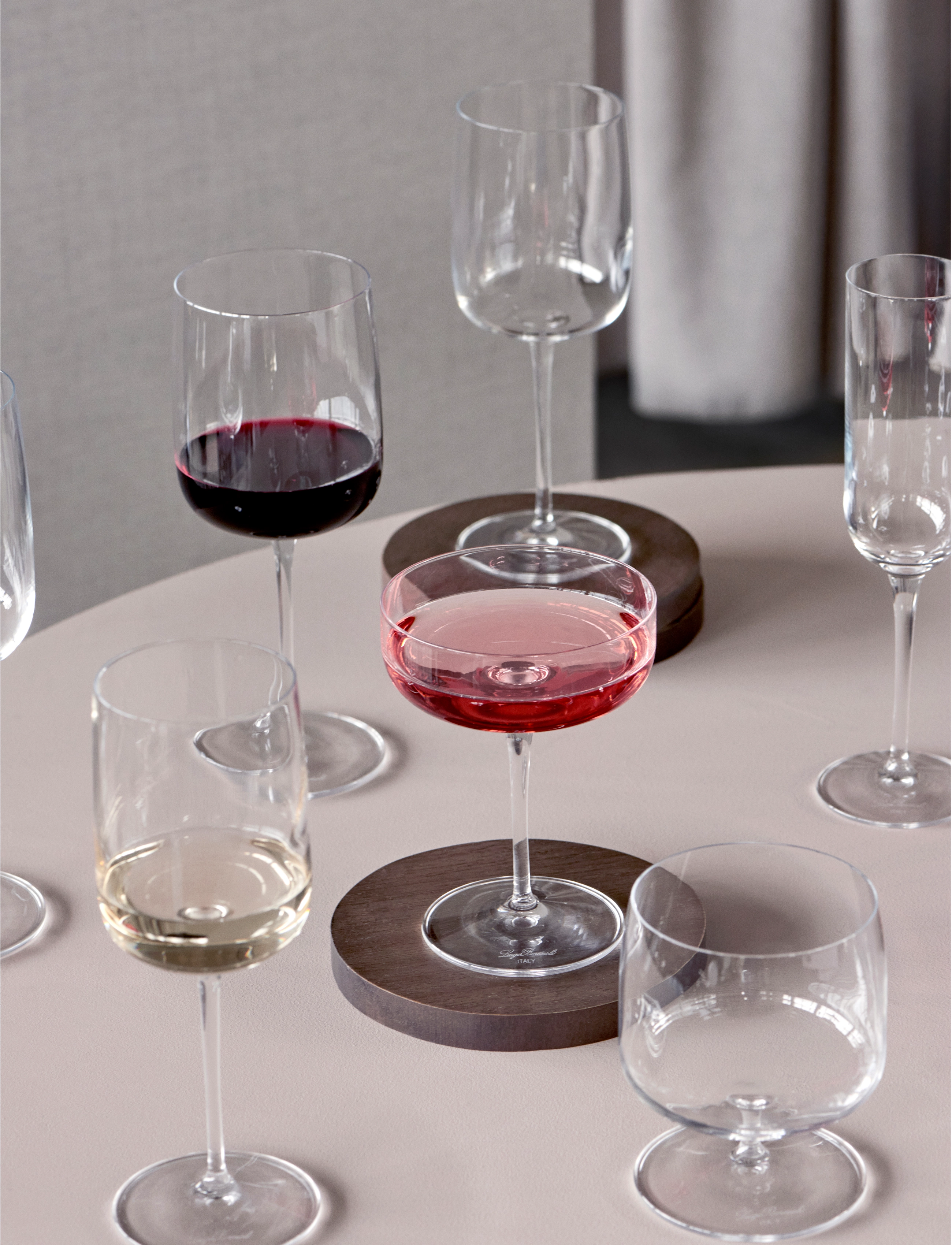 Luigi Bormioli - White Wine Glass Vinalia  6 Pcs - white wine glasses - transparent - 2