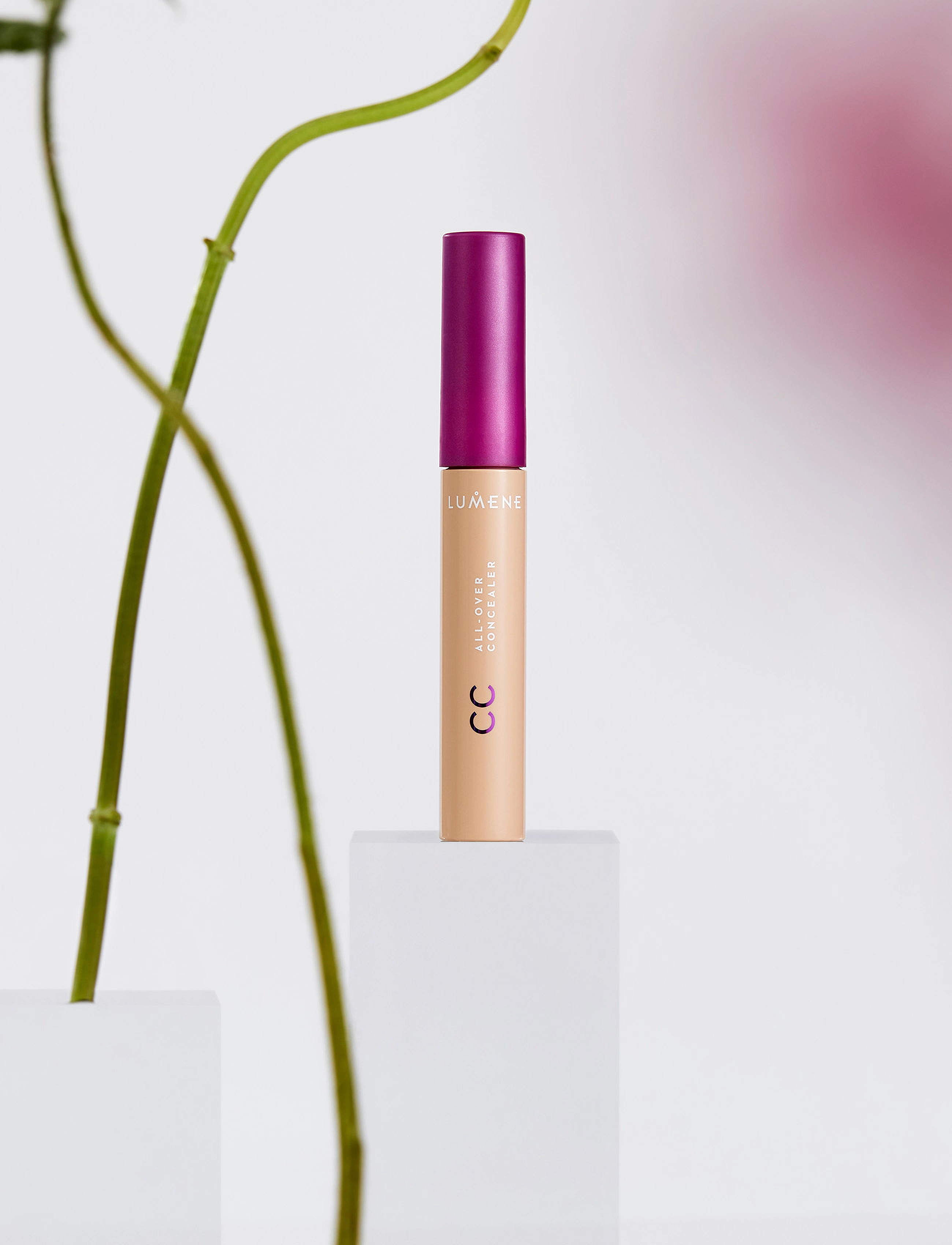 LUMENE - Lumene CC All-Over Concealer - bliv klar til date night - cc all-over concealer 2 medium 8,5 ml - 5