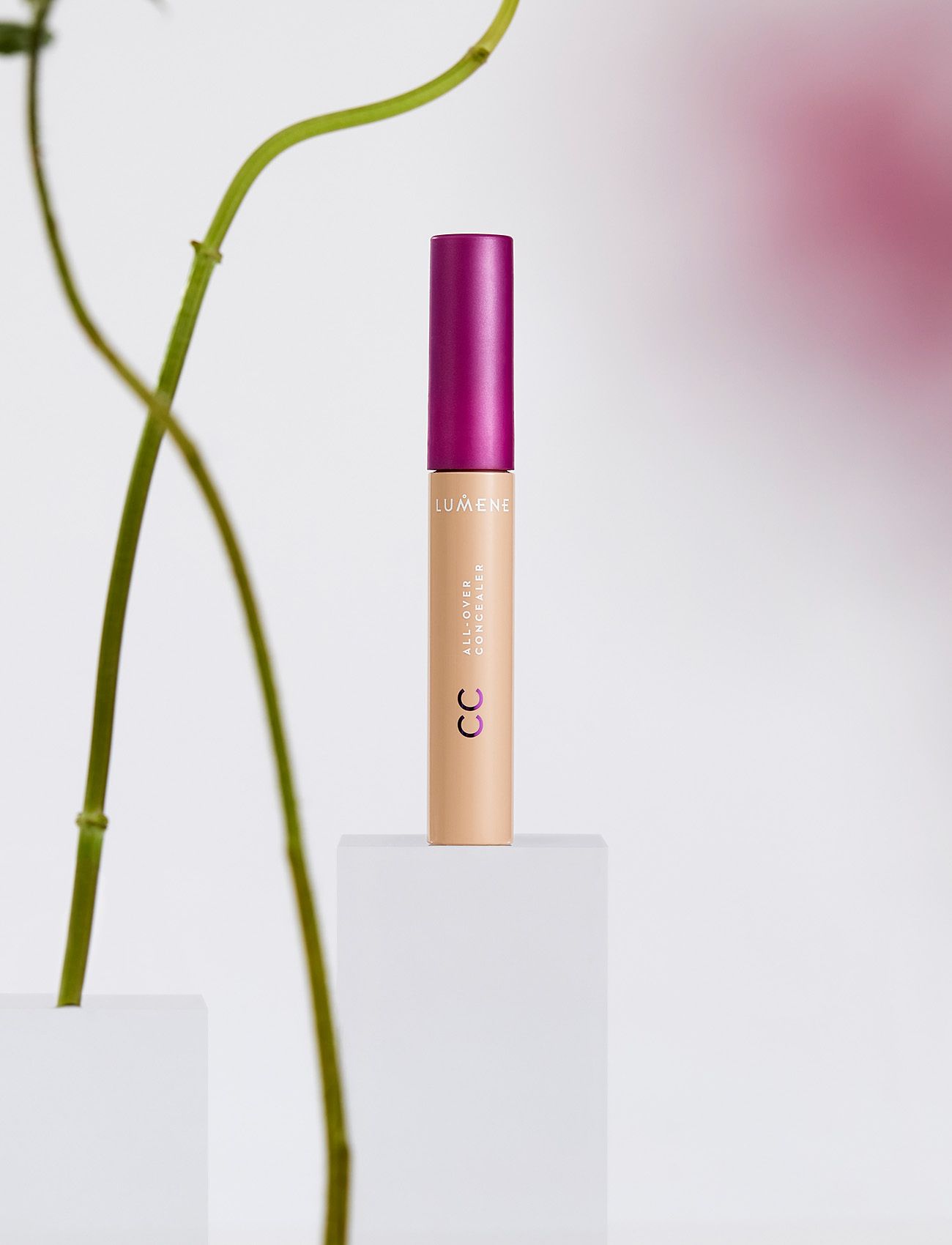 LUMENE - Lumene CC All-Over Concealer 4 Tan 8,5 ml - redo för date night - cc all-over concealer 4 tan 8,5 ml - 0